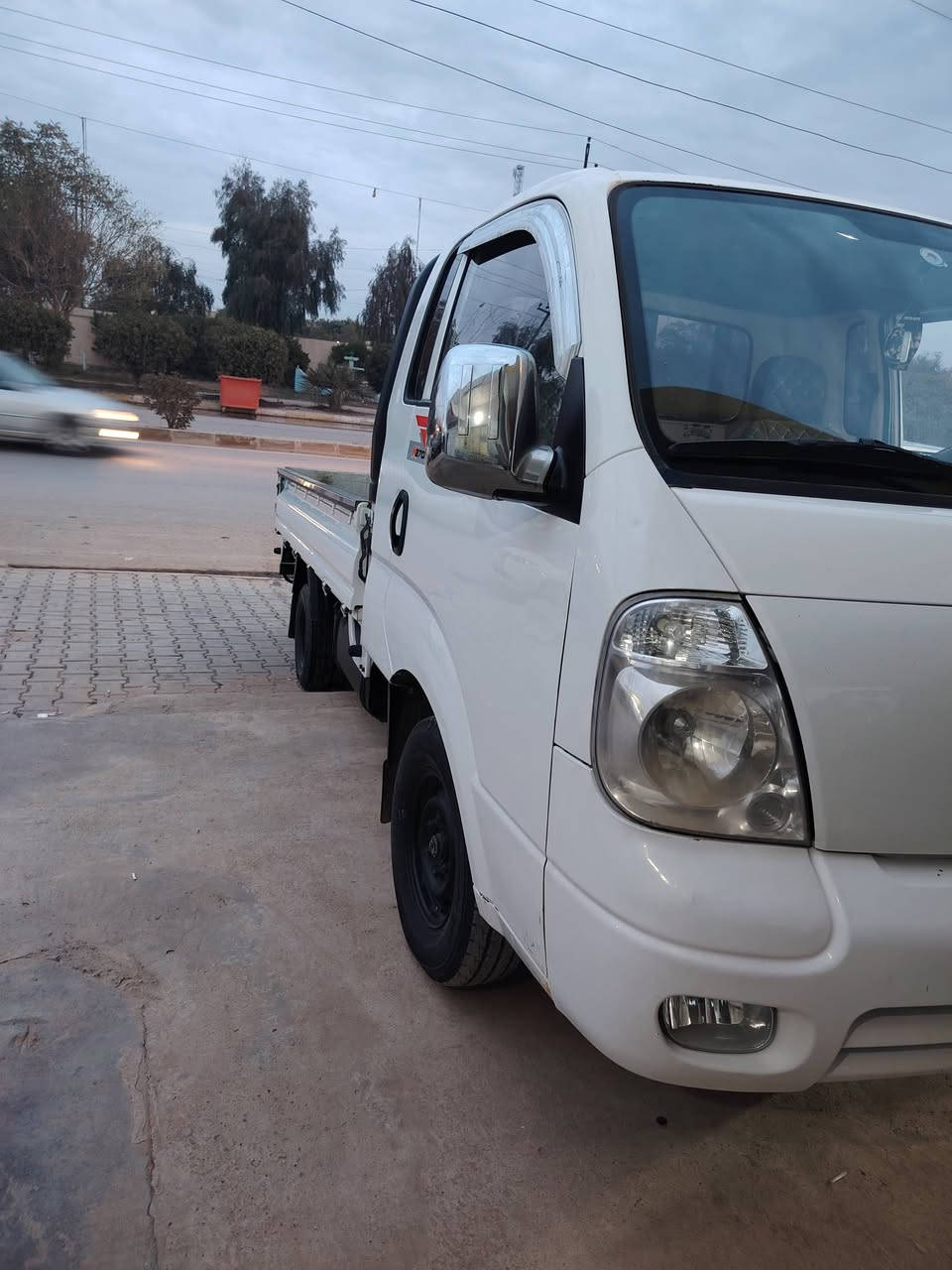 كيا حمل 2011
بدون صبغ بدون ضرر
محرك كير شرط
تبريد تدفئه
صدر تايرات كلو جديد
رقم صلاح الدين دولي
شرط التحويل 
السعر 105 وبيها مجال
للاستفسار اكثر الاتصال بالرقم
***********
