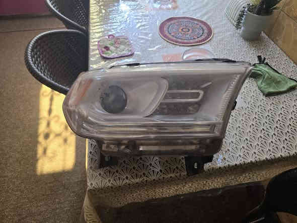 سلام عليكم
عندي تك لايت جه ايمن دورنكو كامل تفصيغ كله شغال للبيع قيم اخذه للاستفسار 
*********** 
مكاني كربلاء
