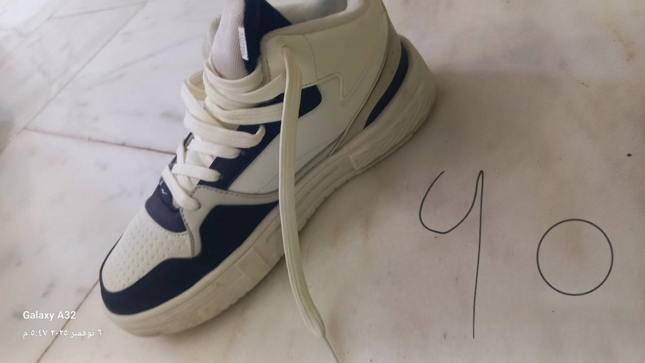 احذيه باله درجه اولى سيد حسن ناحية الإمام ***********رقم يوجد توصيل ٢ب٢٥ حجم ٤٠
