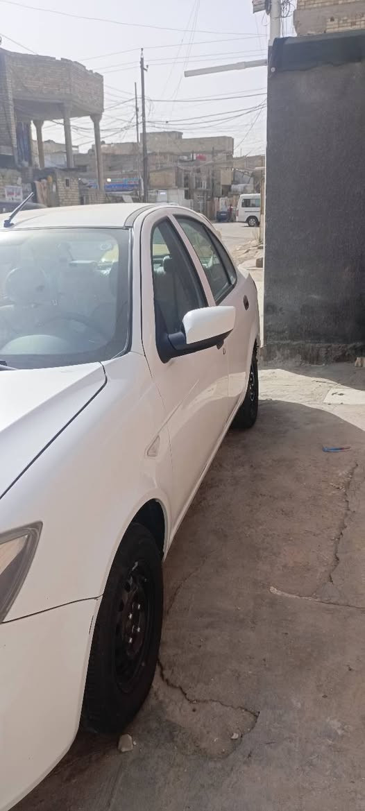 السلام عليكم سيارة سانيا موديل 2020ماشية 69 سعرها 70رقم موبايل ***********
