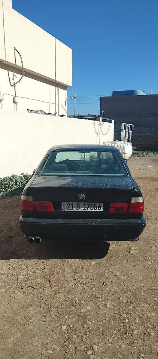 سلام عليكم حبايبي بي ام دبليو موديل 92 سيارة كلش حلو ونظيفه غرفة جديد بطاين بوب دشبول كشنات كله جديد كير مكينه اكسل صدر امامي خلفي كفاله عامه سيارة مصبوغة عام للجماليه فقط تخم تاير تبريد تتفئه كله شغاله رقم سليمانيه باسمي رقم صاحب سيارة *********** وسيارة كير عادي وخير من الله سرعه وقوة
