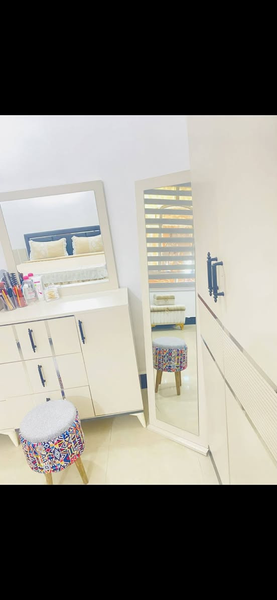 غرفة نوم تركي 9قطع نضيفه كلش ب٨٠٠ وبيها مجال بسيط


**إذا كنت صاحب هذا الإعلان وتريد حذفه لأي سبب، رجاءا أرسل رسالة إلى الدعم الفني**