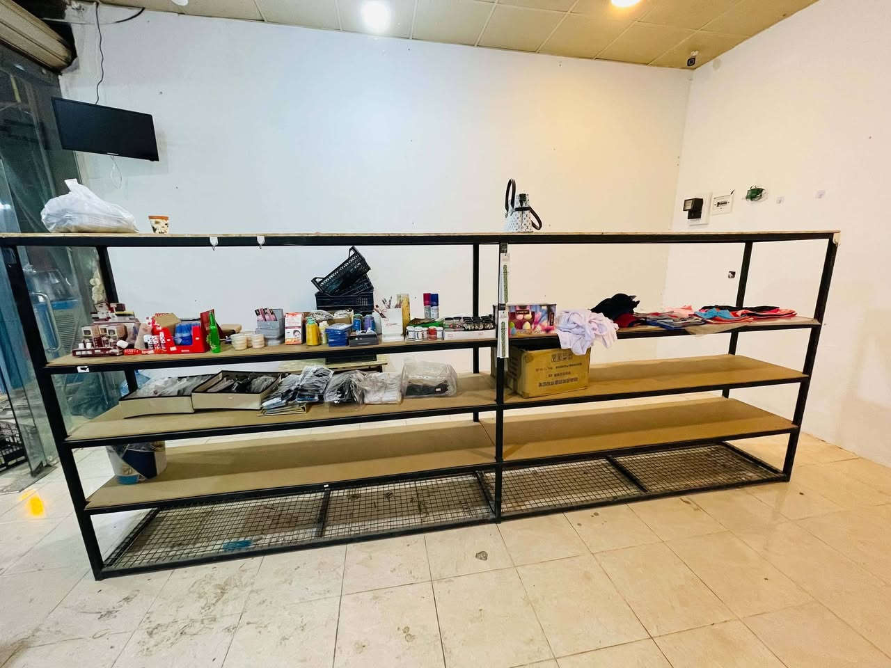 رف اغراض للبييع قياس طول 4م والعرض50سم


**إذا كنت صاحب هذا الإعلان وتريد حذفه لأي سبب، رجاءا أرسل رسالة إلى الدعم الفني**