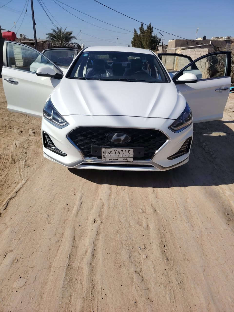 سوناتا 2021 وارد كوري خط واحد غاز
مواصفاتها 
بصمة 
تحكم ستيرن 
رادار 
حساسات خلفية
شاشة بلادي الجبيرة 
بلوتوث
آبل كاربلاي 
مري شفت 
اشاير مري 
كشن تدفئة السايق والصدر 
كشن تبريد السايق 
كشن كهرباء السايق 
مثبت سرعة 
قيادة ذاتية 
تحديد مسار 
ستيرن تدفئة 
لايت زنون 
نهاري Led
Auto hold
جنطة ذكية 
سايد بريك دكمة 
كامرة خلفية 

محرك السياره 2.0 سياره مكفولة من الحادث والصبغ رقم بغداد 

رقم التواصل *********** واتساب واتصال
