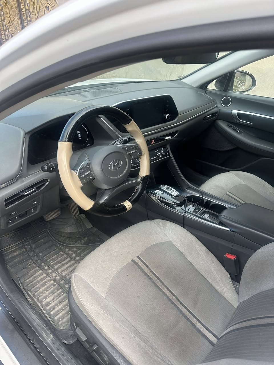 السلام عليكم موديل 21 حره وارد امريكي مكينه 2500 السعر 150 الشراي يتصل *********** مكاني ديوانيه صور الحادث بل منشور فول موصفات
