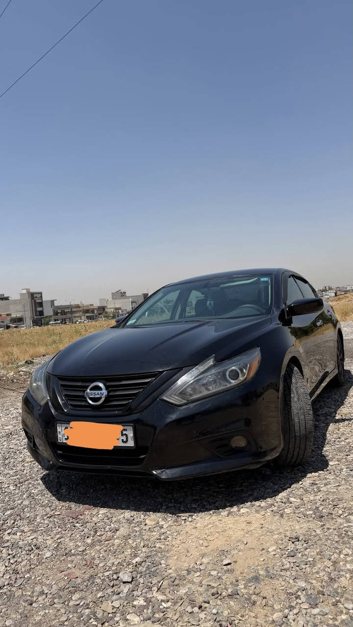 ALTIMA
2018 MID NIGHT SR
كلين مابيها قطرة صبغ 
ايربكات كلها سليمة 
ماشيا 100 ميل
محرك 2500
رقم نينوى بأسمي
السعر 122 ورقة 
حادثها جاملغ مخلوع ابمدل ابااصلي نفس اللون
للاستفسار الاتصال ***********
