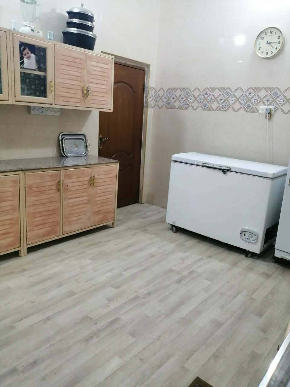 دار للبيع طابو صرف ٢٠٠ متر الاسكان شارع مكتب الحياة منتصف الشارع طابقين يحتوي على استقبال و٥ غرف نوم وصالتين ومطبخ و٣ مجمعات صحيه وكراج وحديقه صغيره
سنة البناء ٢٠١٢ عكاده... الارضيه كرانيت وبورسلاين
السعر 185. قفل
الاتصال على الرقم ***********
