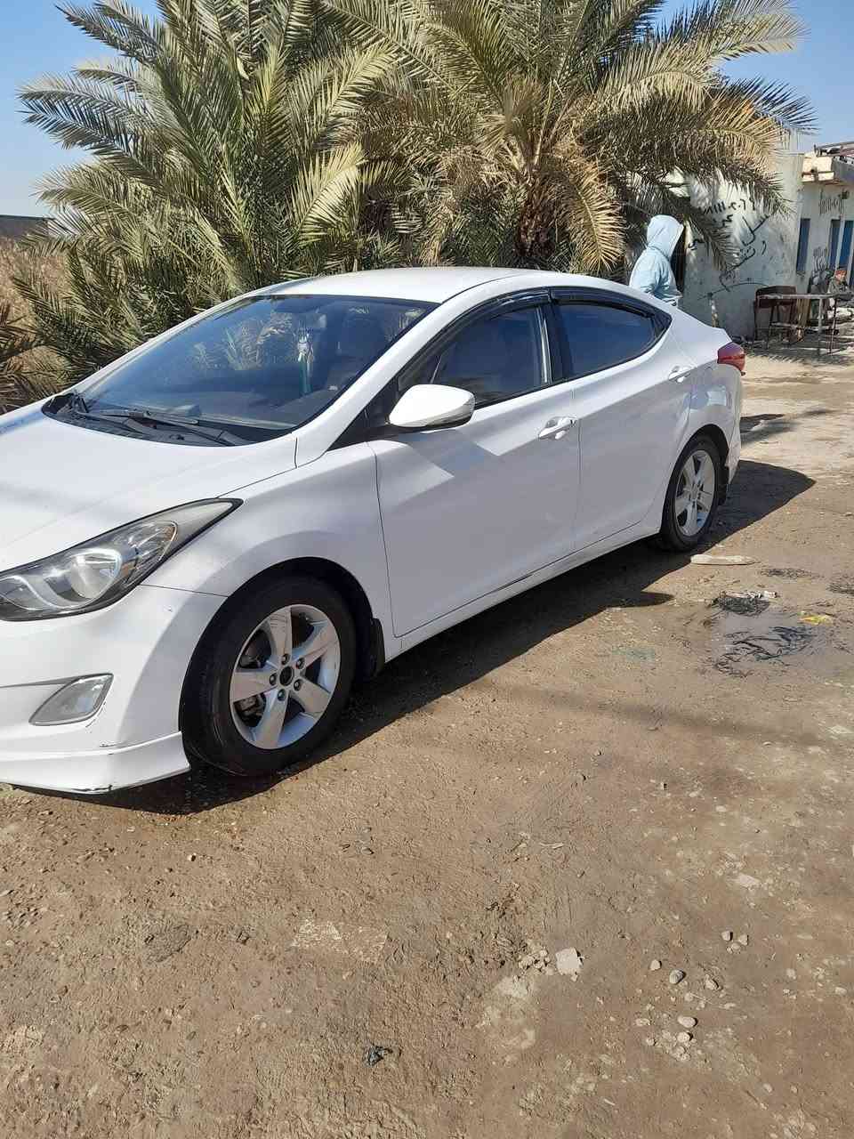 النترا للبيع موديل ١٤ 
السياره بيه بارد قليل
مكفوله جاهزه من كلشي مال بيت ماتعبانه بس لشغلي تخم تاير جديد ***********
واتساب الديوانيه قضاء الشاميه السعر ١٠٥
