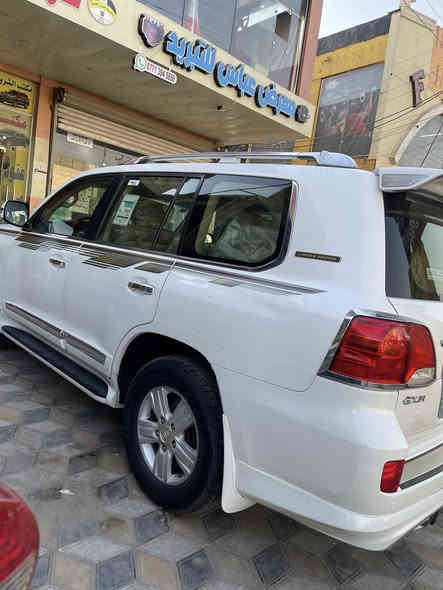 لاندكروز 12 صبغ 5 قطع اثر بطش بدون حادث  بدون صبغ داخل ماشيه 140 حقيقي محرك والكير مامفتوح السياره بريم باسمي سع185 قفل العنوان بغداد زعفرانيه ***********
