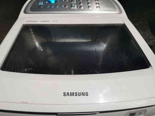 غه ساله ي به تاني شوشتن ماركه ي سامسونك 15كيلو به شه رت زور خاوينه نرخي 80هه زار شوين حاجياوا *********** رانية
