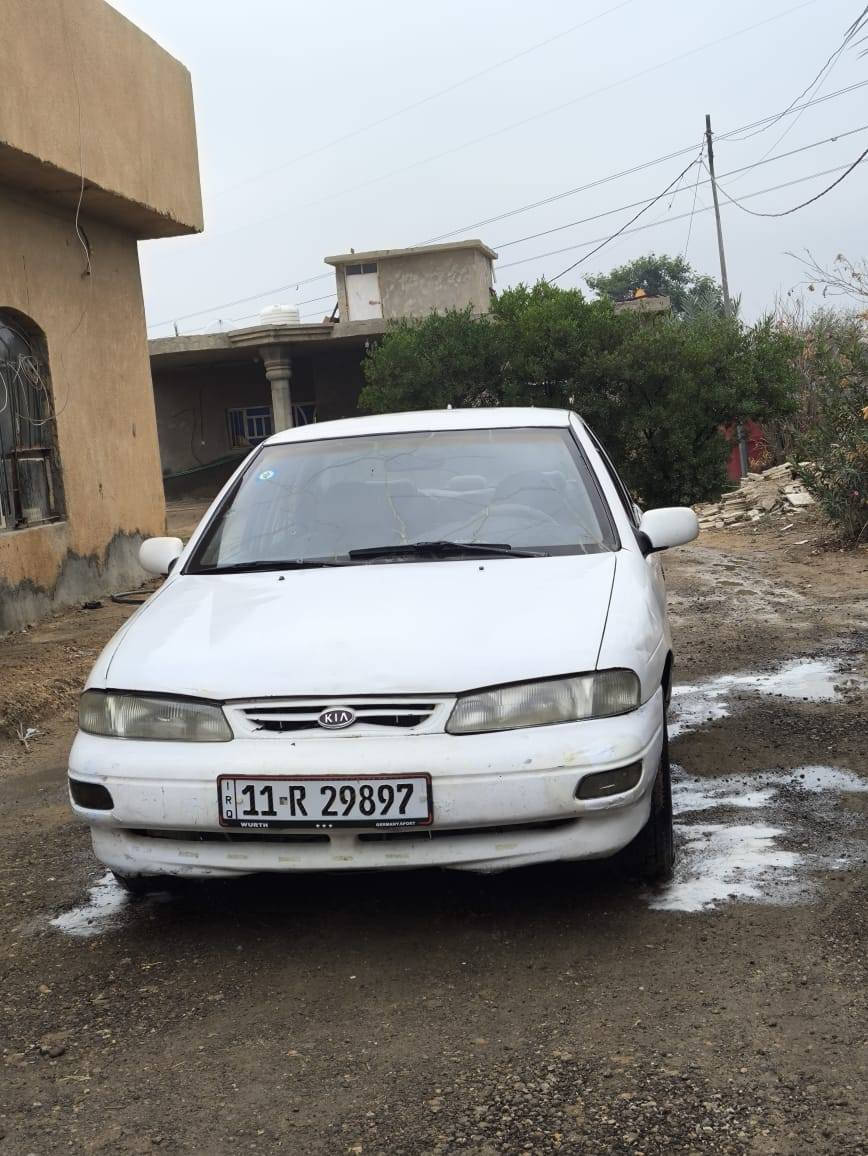 سلام عليكم للبيع كيا سيفيا موديل  1997 تخم تاير كير عادي رقم انكليزي شرط التحويل السعر 35 ورقة مكان بغداد ابي غريب
رقم صاحب السيارة ‏‪

‏‪0777 800 2814

