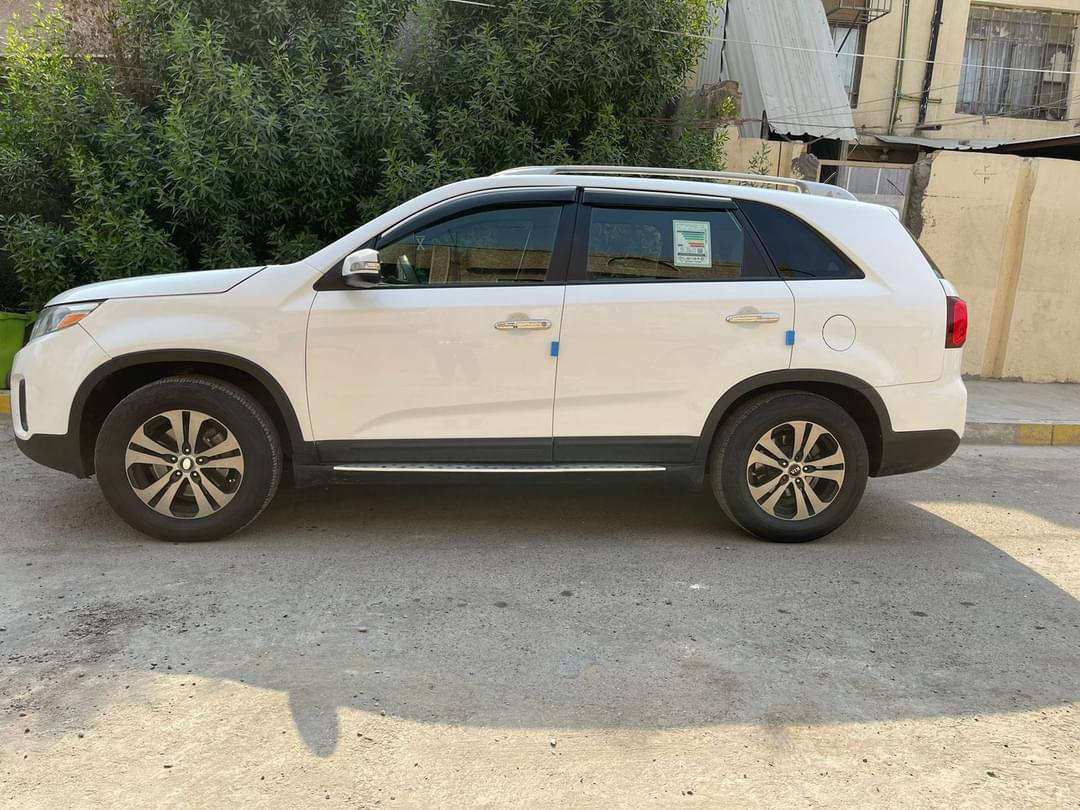 سورنتو للبیع مودیل 2015 وارد امریکی محرک 6 سلندر Gdi سبعه راكب او قطعتين تبريد الرقم مشروع وطني مكاني العماره بأسمي مداور ثاني يوم السعر 150  للتواصل ***********
