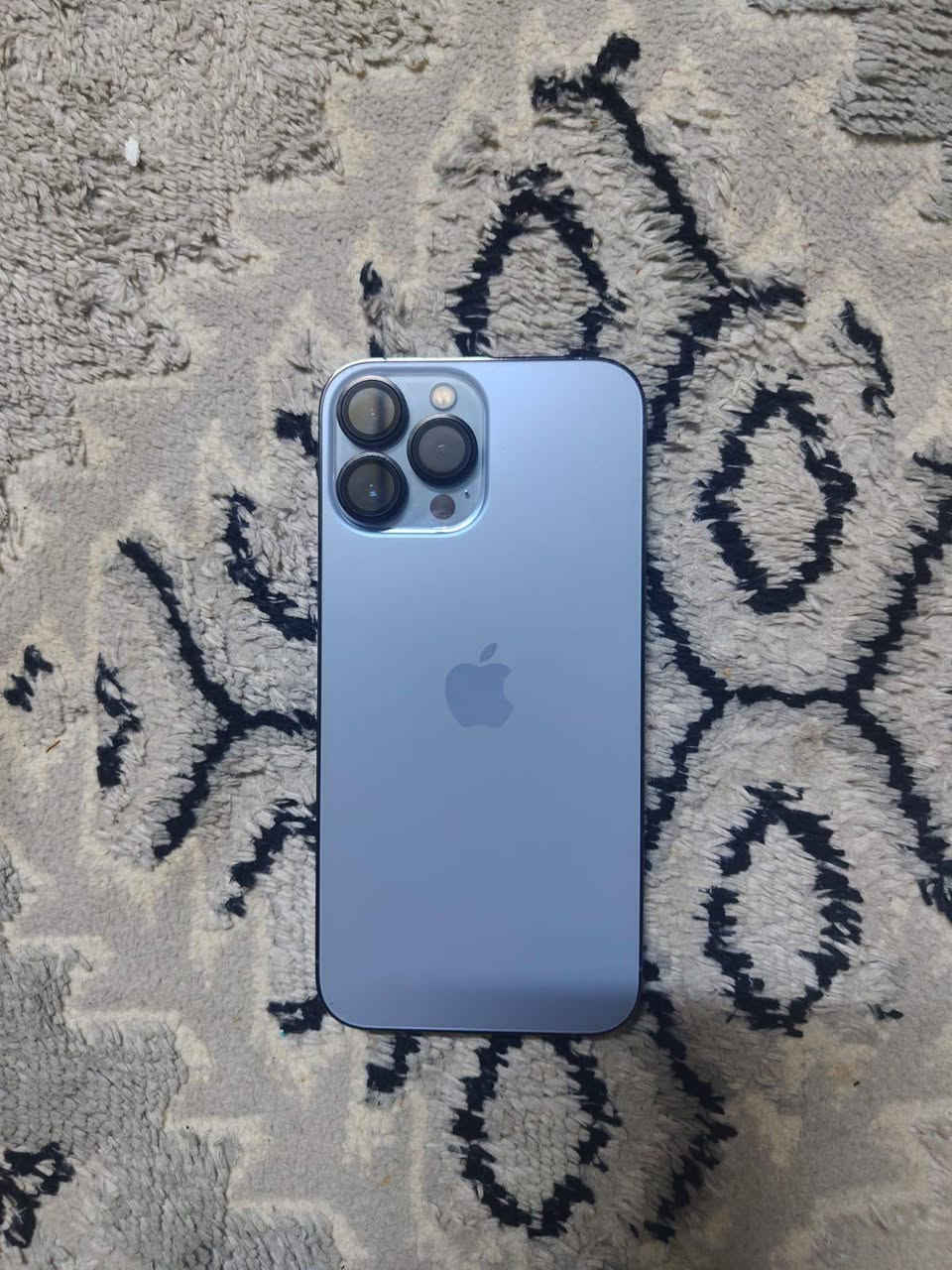 السلام عليكم ايفون 13 برو ماكس بطاريه 90 ذاكره 256 لون سمائي شرط ما مفتوح ولا يعبر هوه الجهاز نضيف حيل مال جناي السعر 700 وبي مجال شي قليل
***********
