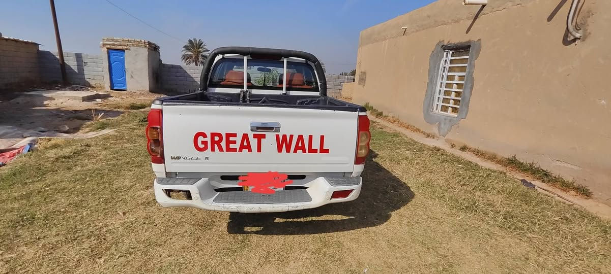 السلام عليكم سياره كريت ويل مديل 2015 مداوره ثاني يوم سنويه 2026 الشهر الثالث  مكان الدوايه 
رقم الهاتف ***********
