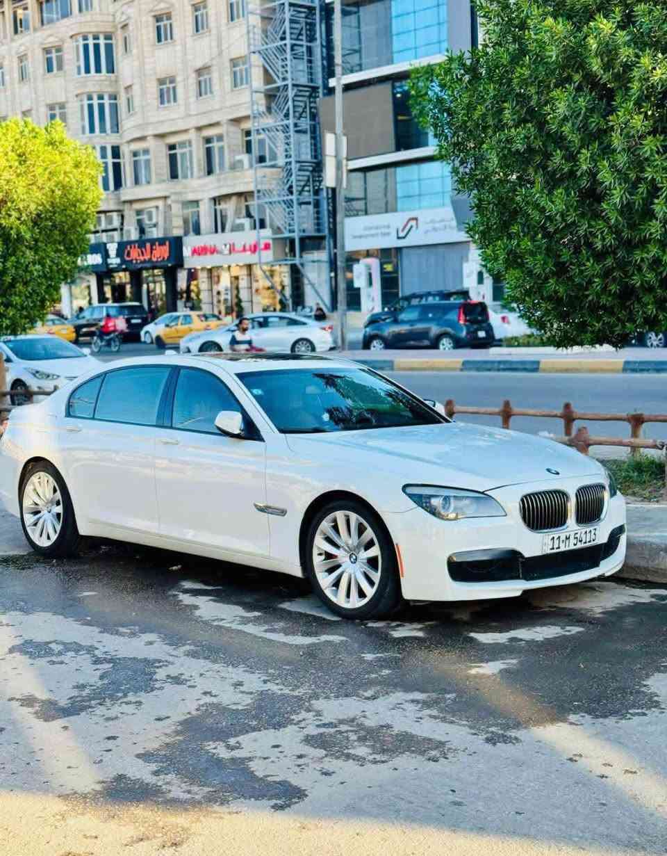 سلام عليك اخوان.  للبيع   
 
BMW  750li V8  Twin turbo    🔥

موديل  2012   

سيارة صبغ 3قطع بدون دواخل 
مواصفات  فول    
داخل  قهوائي 
باب    طويل
 ٤ ابواب شفط
 
كشنات جلد هيتر و ميموري

ويل  20 

Auto stop

باقي هواية مواصفات  مااذكر

سيارة ماشية 105 mil 
    
   $155 

مكان السيارة كربلاء
*********** كربلاء, العراق
