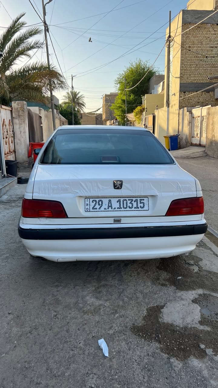 بيجو بارص واسط 2013
السعر 45 وبيها مجال 

***********
