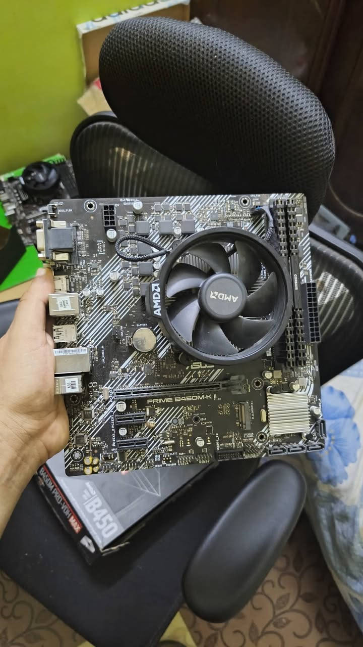 ‎السلام عليكم ورحمه و بركاته
‎متاح الاتي 
‎
‎--
‎تجميعات 
‎1- ( i5 6500 + Asrock H110 + 16G ram 2*8 Ddr4 + Gtx 950 2g Gigabyte / Rx 570 4g sapphire pluse+ Case Xigmatek sky 4fan rgp + psu Xigmatek i550 )
‎
‎2- (Ryzen 5 2600 + b450 Asus prime k ii +16g 2*8 ddr4 2666 crucial + Gtx 1650 super 4g Gigabyte / Rtx 2060 6g msi ventus + case Sky ll 4fan rgp + psu Xigmatek X 600w 80+ )
‎
‎3- (Ryzen 5 5600g + b450 Msi pro vdh max + 2*8 Corsair 3000mhz cl16 + Rtx 2060 6g msi ventus / Rtx 3060 12g palit dual +case  Xigmatek Hero 4fan Argp + Xigmatek Asgard 750w 80+ bronze )
‎
‎باندل 
‎
‎Ryzen 5 5600G + Msi B450 Pro vdh max
‎الباندل حالتها ممتازه والبورد بالكرتونه
‎
‎Ryzen 5 2600 + Asus B450 prime k ii
‎الباندل بحاله ممتازه من غير مشاكل
‎
‎i5 6500 + Asrock h110m + 16g ram ddr4
‎  الباندل حالتها كويسه وبسعر رايق
‎--
‎معالج 
‎Ryzen 5 5600g + Stock cooler
‎
‎بسعر رايق بس كارت الشاشه الداخلي معطل 
‎--
‎
‎رامات
‎
‎1*16 ddr4 3000mhz cl15 crucial Ballistics white 
‎
‎2*8 16g ddr4 3000mhz cl16 Corsair vengeance 
‎
‎2*8 16g ddr4 3200mhz cl16 Corsair vengeance 
‎
‎2*8 16g ddr4 2666mhc cl19 crucial 
‎
‎1*8 8g ddr4 3200mhz cl16 crucial Ballistics argp 
‎
‎1*8 8g ddr4 3200mhz cl16
‎hp v6
‎--
‎كومبو كيسه وباور
‎
‎Cooler master masterbox white td500mesh + gamemax ge 500w 80+ 
‎
‎case 1fan + psu 500w 80+ cougar vtc
‎
‎Xigmatek sky wave 4fan rgp + psu Xigmatek lite i550 جديد بضمان محلي
‎
‎Xigmatek Sky ll 4 fan + psu Xigmatek X 600w 80+ جديد بضمان محلي
‎
‎Xigmatek Hero 4 fan Argp + psu Xigmatek Asgard 750w 80+ bronze جديد بضمان محلي 
‎--
‎باور سبلاي
‎
‎Evga 750w Gt 80+ Gold fully modular 
‎الباور بحاله ممتازه و بالكرتونه وكل الكابلات 
‎
‎Raval Rv650w 
‎باور بحاله الجديد
‎
‎Cougar vtc 500w 80+ 
‎بحاله كويسه فيه ٨بن لكروت الشاشه 
‎
‎Cougar vte 500w 80+ bronze
‎باور نضيف جدا وبحاله الجديد 
‎
‎OCZ 500w ModXStream Pro series semi-modular
‎بسعر رايق و بحاله كويسه في كذا كابل ناقص
‎
‎--
‎تخزين
‎
‎
‎ssd 512g Kingston skc600 Dram cache 
‎بحاله الجديد هيلث ١٠٠٪
‎
‎ssd 256g silicon power s55 
‎بحاله ممتازه هيلث ٩٤%
‎
‎ssd 128 g hikvision boxed
‎بحاله الجديد وبالكرتونه  هيلث ٩٩٪
‎
‎2*Hdd 1000g wd blue 
‎بحاله الجديد انتاج ٢٠٢١ هيلث ١٠٠٪
‎
‎Hdd 2000g wd purple 
‎بحاله الجديد انتاج ٢٠٢٠ هيلث١٠٠٪
‎--
‎كروت شاشه
‎
‎Rtx 3060 12g palit dual 
‎بحاله الجديد ومتبرشم اقصي حراره 68
‎
‎Rtx 2060 6g Msi ventus xs 
‎بحاله ممتازه اقصي حراره 77
‎
‎Gtx 1650 super 4g Gigabyte 
‎بحاله ممتازه وبالكرتونه اقصي حراره 75
‎
‎Gtx 1050 Ti 4g Gigabyte 
‎بحاله ممتازه واقصي حراره 63
‎
‎Gtx 950 2g Gigabyte 
‎بحاله ممتازه و اقصي حراره 68
‎
‎Rx 570 sapphire pluse 
‎بحاله كويسه واقصي حراره 75
‎
‎متاح تيست لاي كارت ع اي برنامج او العاب
‎--
‎كابلات تحويلات
‎1*6 to 2*8 bin 
‎1*sata to 6 bin
‎1*sata to 8 bin
‎3*usb3 to usb3
‎
‎--
‎
‎اكتب اسم القطعه الي محتاجها وهبعتلك التفاصيل
‎
‎


**إذا كنت صاحب هذا الإعلان وتريد حذفه لأي سبب، رجاءا أرسل رسالة إلى الدعم الفني**
