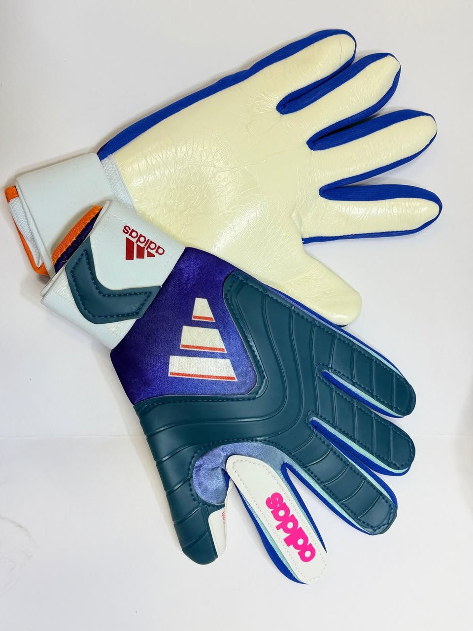 كف حارس 
قياس8/9/10
سعر 25


**إذا كنت صاحب هذا الإعلان وتريد حذفه لأي سبب، رجاءا أرسل رسالة إلى الدعم الفني**