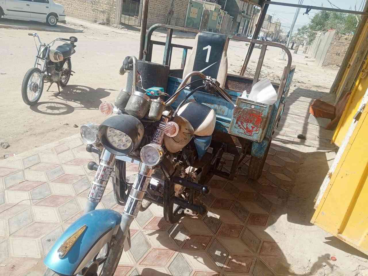 سلام عليكم أمتيأر اوراق أصولي مديل 2012 ستوته خير من الله سعر واحد 1000وبيه مجال مكاني الديوانية الحمزه الشرقي ***********
