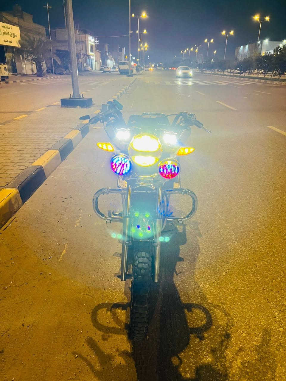 سلام عليكم دراجه جونده للبيع مديل ١٨ أصولي الدراجه نظيفه وما متعوبه السعر 900 وبيها مجال المكان نجف  
الرقم *********** متواجد واتساب
