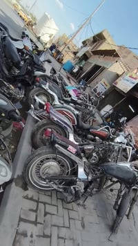 معرض ابو الكرم هارلي لبيع وشراء الدراجات الكلاسك وتصليح انوع الدراجات ...