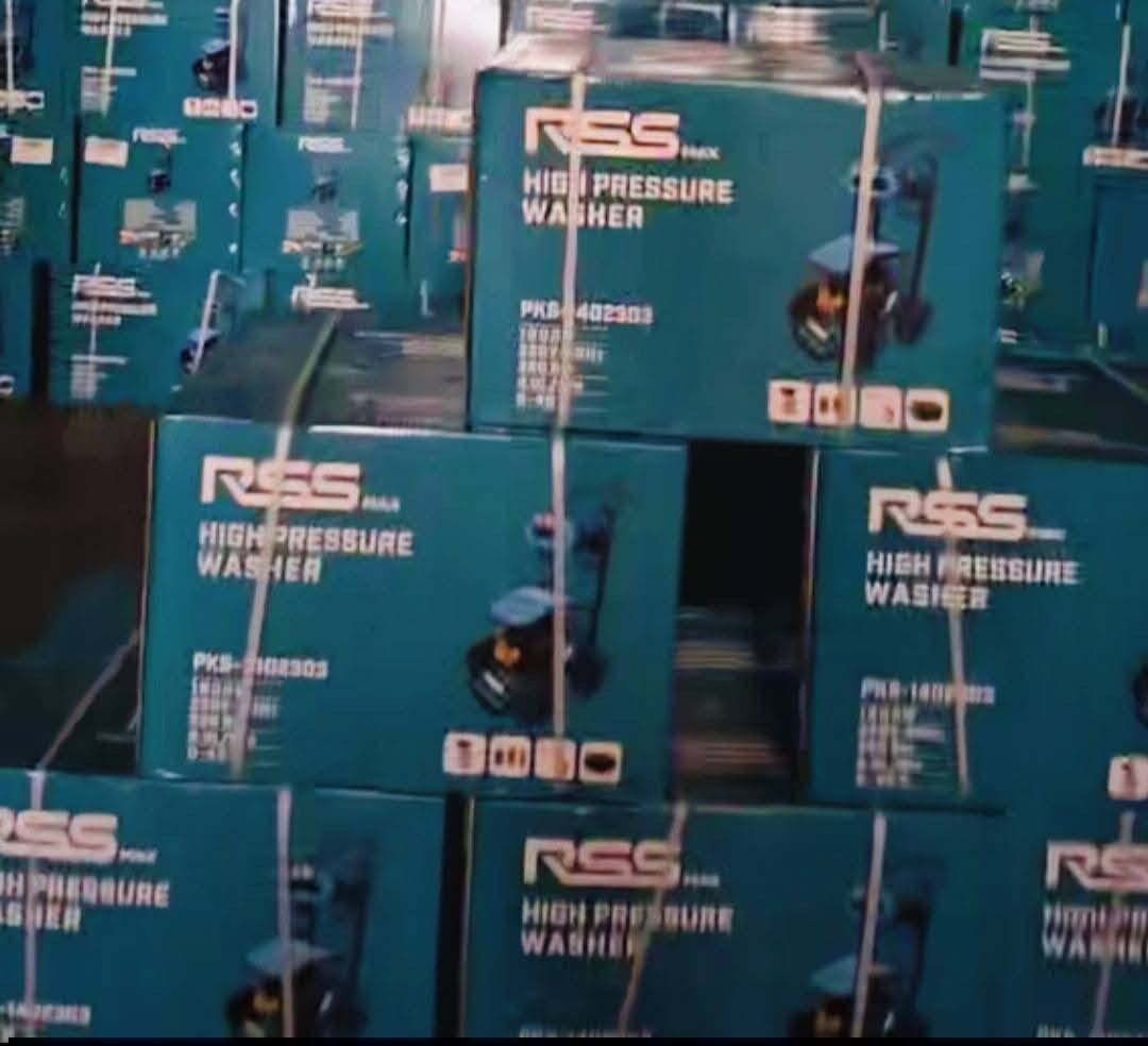 جديد / المجمع الألماني للأجهزة المنزلية/ للحجز و للأستفسار/***********
تم بحمد الله/ وصول فاره غسل صناعي بإله أمتياز إيطالي/ 380 بار/ 220 فولت/ 1800 واط/بكرة صوندة 15 متر كتان وسيم مسلح حديد/ مسدس حجم انج كوالتي عالي/ مع نظام ال كوكرليز /  مع أربع نوزلات/ سهلة الاستخدام عربه مع أربع أطارات / شرط بإله/ موضح بصورة /سعر الجهاز 140 ألف/ للحجز و للأستفسار مراسله الصفحة  واتساب/ ***********
***********
