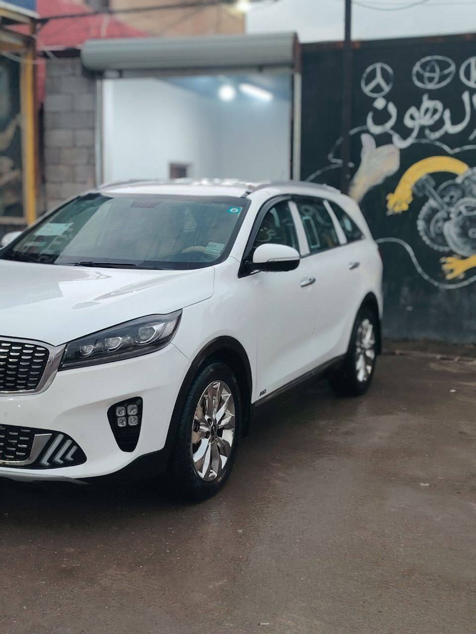 السلام عليكم
سورنتو للبيع
موديل2018 شكل20 بغداد بسمي تحويل ثاني يوم
خليجي 
ماشيه120 حقيقي 
٦ سلندر 
سبعه راكب 
مكينه كير حداديه جديد 
السعر /240  وبيها مجال بسيط 
مكان السياره صلاح الدين بيجي 
*********** صالح الحلبوسي
