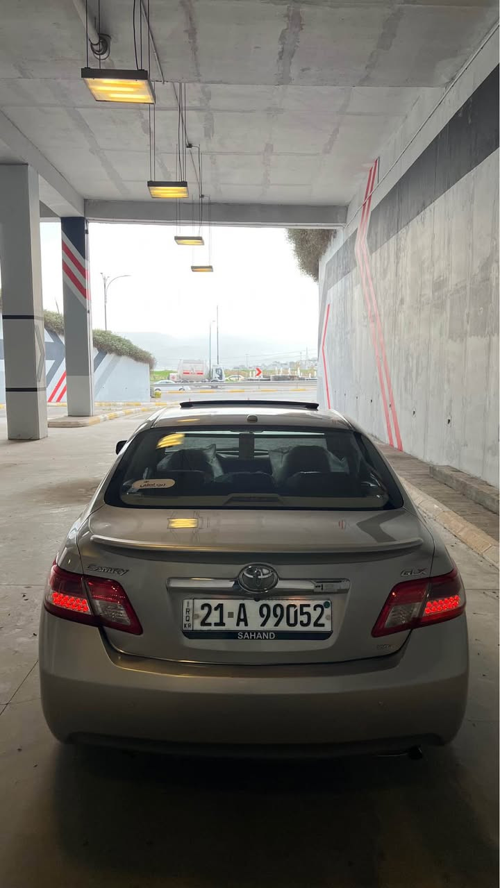 تۆیۆتا کامری 2011 Glx خلیجی
فول مواسەفات( سلایت - پەردە - ناو فۆرمیگا - کوشنی سایەق کارەبا - حاسەی پێش و دوا - کامێرا )
یەک پەلە بۆیاخ لە سندوق 
مەکینە بەشی سەرەوە کراوەتەوە بە شەرت 
کەم کردن و بوخار و سەوتی دیجیتالی نییە
١٦٧ هەزار کیلۆمەتر حقیقی ڕۆیشتووە 
٢ سویچ بیلادی ماوە سەیارەکە زۆر تازە و پاک ماوەتەوە 
(ویلە بیلادیەکانی ماوە)
سەنەوی بە ناوی خۆمەوەیە ٢٠٢٧ بەسەرئەچێت

0770 360 1013
*********** السليمانية, العراق
