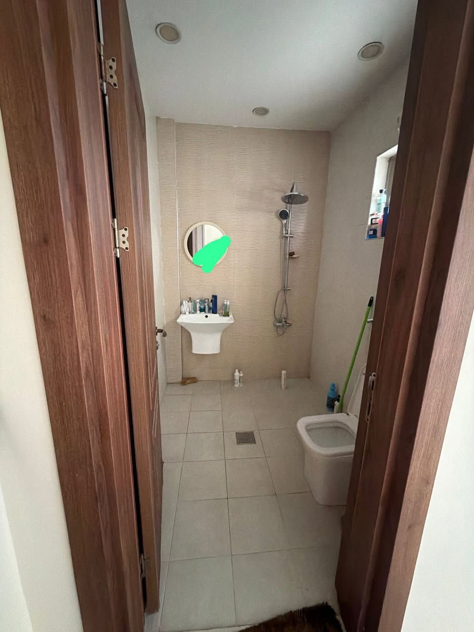شقة ١٢٠ متر عمارة ابتكار رقم ١٧
كرادة داخل / فرع جبس الكرادة 
٣ غرف نوم 
٢ حمام 
مطبخ 
صالة 
للتواصل والاستفسار ***********
