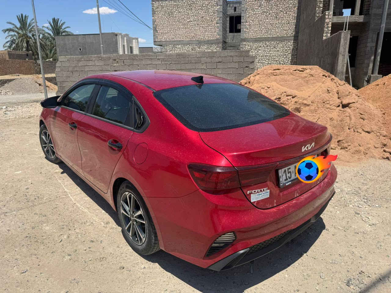 السلام عليكم
فورتي موديل 23 امريكيه ماشيه 91 محرك 2000 
ضررها كلش حلو بدون دواخل  شبرين بالبنيد البجم كبس جاملغ امام مبدل بلادي وشبر بالباب الخلفي مصبوغ ممفتوح السياره كلها كبس لون كرزي صور الحادث مرفقه بالممنشور  رقم انبار معوقين وكاله ومضمونه سياره جديده بمعنى الكلمه مكان السياره رمادي ممتواجد خاص هذا رقمي سعرها 135 مجال بسيط 
***********
