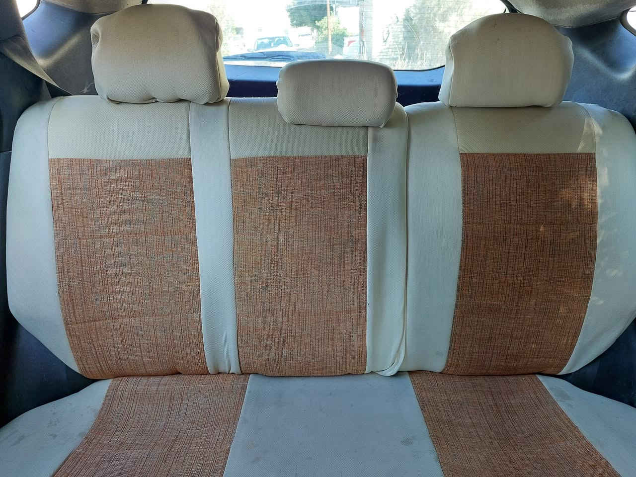 هونداي توسان ١١ محرك ٢٤٠٠ خليجي كير محرك مكفولات تخم تاير السيارة مصبوغة عام و معجون شواصي مكفولة ابيع مكلوبه منضومة غاز جديدة انسى البانزين تدفئة تبريد كهربائيات كله تمام بأسمي تحويل ثاني يوم هزه و رقم جدد العنوان الدورة السعر ٩٦ رجاءآ لتكتب سعر بالتعليقات تعجبك السيارة تعال شوفها و عامل عليها اما تكتب بالتعليقات حتى ٩٧ هم ما ابيعلك رقمي *********** سيارة حلوه و ناعمه بس محتاج فلوس و اريد ابيع
