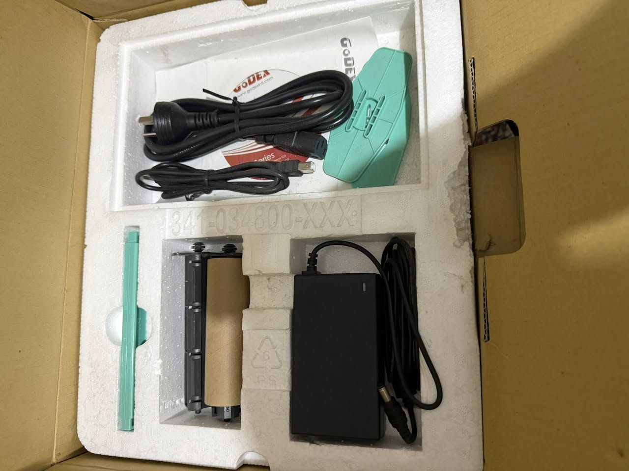 السلام عليكم 
طابعه باركود للبيع 
جديده مامستخدمه


**إذا كنت صاحب هذا الإعلان وتريد حذفه لأي سبب، رجاءا أرسل رسالة إلى الدعم الفني**