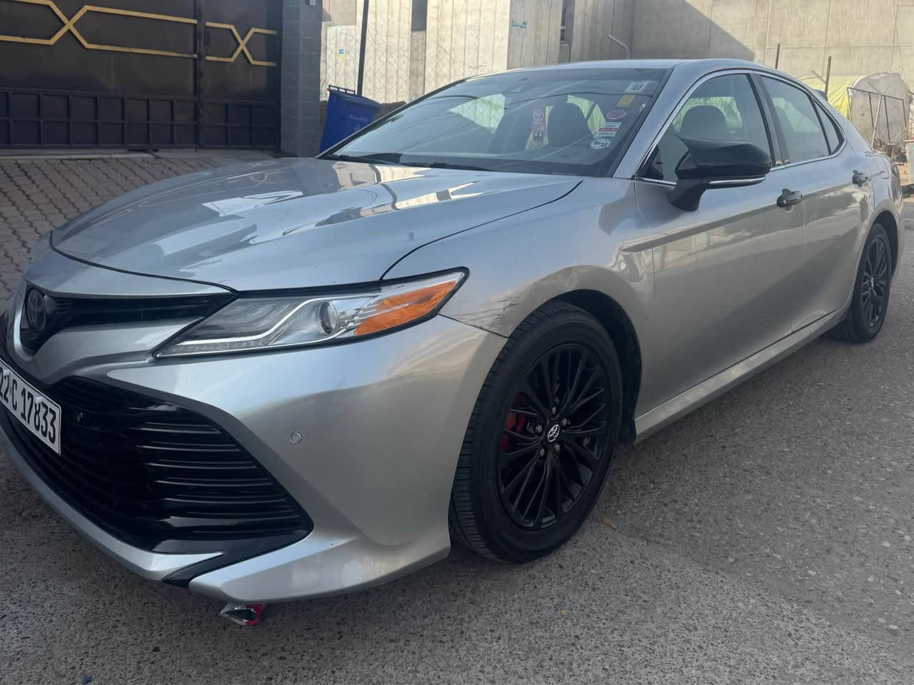 سلام عليكم 
كامري 2018 xle فوول عدة الفتحة 
رادار وبصمة تشغيل وكشن تدفئة وكهرباء
داخلة للعراق كلين
فقط بيها شكم مكان بارد
سنوية وهزة جديدة
دفتر بانزين بيها 
شرط التحويل 
ماشية 170ك  الف 
السعر 189 وبيها مجال 
*********** كركوك, العراق
