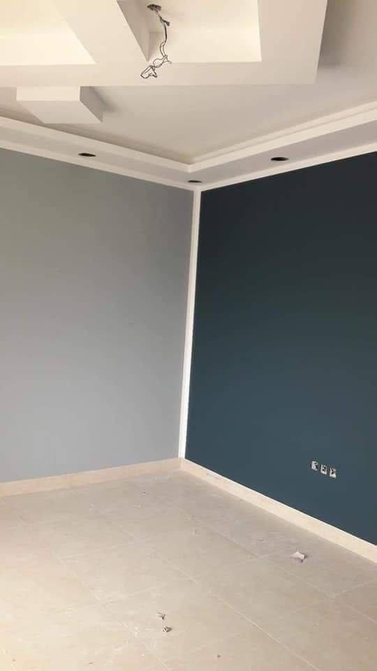 السلام عليكم ..صباغ متفرغ حاليا داخل خارج جبسن بديل الخشب بديل الرخام واجهات نثر ..ونشتغل مقاولات عامه ترميم المنازل بأحدث الديكورات شغل نظيف واسعار مناسبه مكاني بغداد الدوره ..ونشتغل كافه بغداد 
***********
***********اتصال +واتساب
