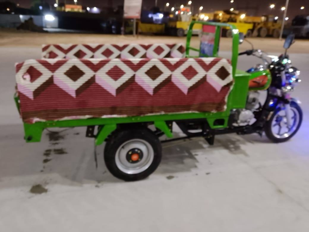 سلام عليكم سكوته لبيع مديل تلاته وعشرين طالعه بل سته وعشرين سارهه سبوع من شتريته محتاز مكان بصرة كرمت علي سعر  ملونين وتسعميه ***********
