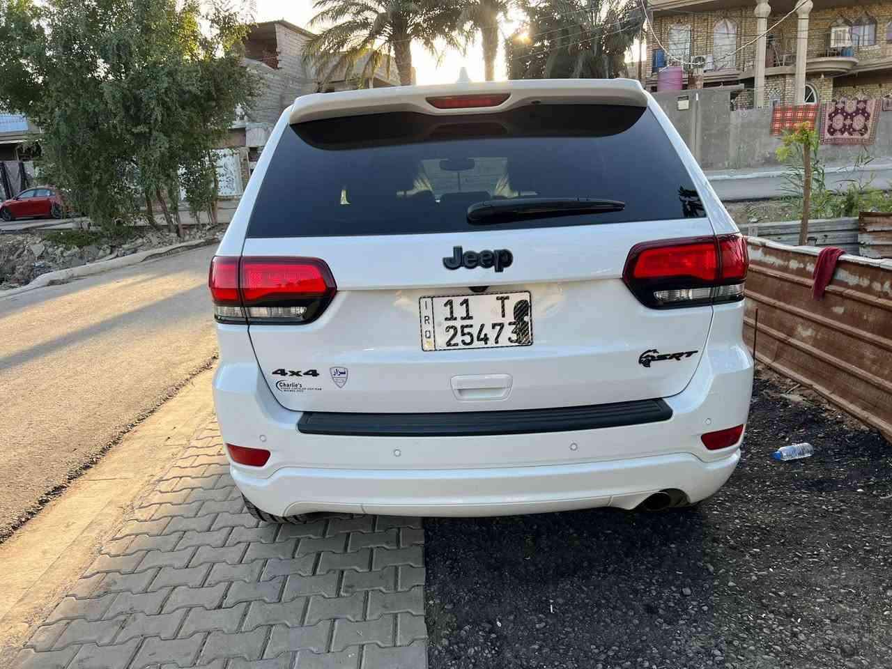 السلام عليكم جيب 2018 امريكي حادثه جاملغ او بنيد فقط بلاك توب بيع مستعجل ٢١٥ قفل الرقم ***********
