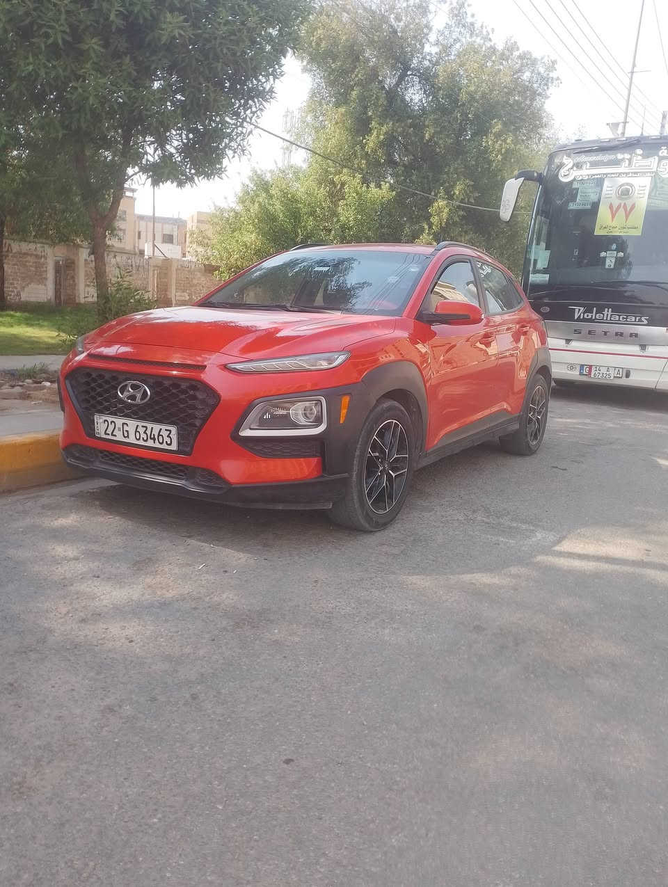 السلام عليكم 
كونا موديل 19 رقم اربيل باسمي محرك دوش المرغوب 
بيها جاملغ الامامي فقط بدون دواخل والسونار موجود كلش نظيفة وحلوة لونها برتقالي 
مكان بغداد الكرخ 
*********** بي واتساب

