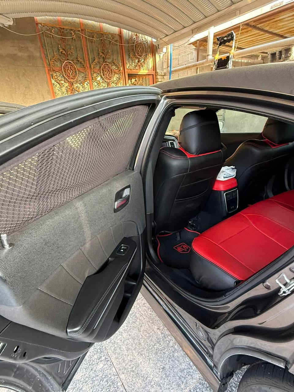 سلام عليكم مديل 22
وارد امريكي 

ماشيه 114 كيلو

3 قطعه بيهه جاملق بنيد  بصره بسمي 

فول مواصفات عده الفتحه 

جهازه سياره مانقصه برغي سياره مال بيت ستخدام شخصي 

السعر 230 وبيهه مجال بصيط 

مامتواجد على فيس اتصل وعيوني الك ***********
