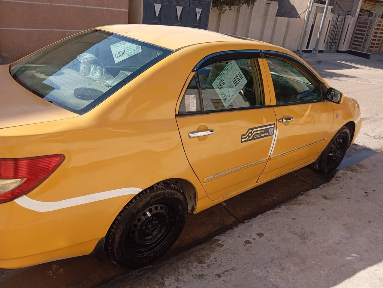 السلام عليكم بي وايدي f3محرك كير الانسر مكفولات صدر امامي خلفي تخم تاير خير من الله صبغ احزام بدون دواخل تبريد شغال رقم بغداد الدولي بأسمي المكان بغداد الري السعر 45وبيهه مجال ***********
