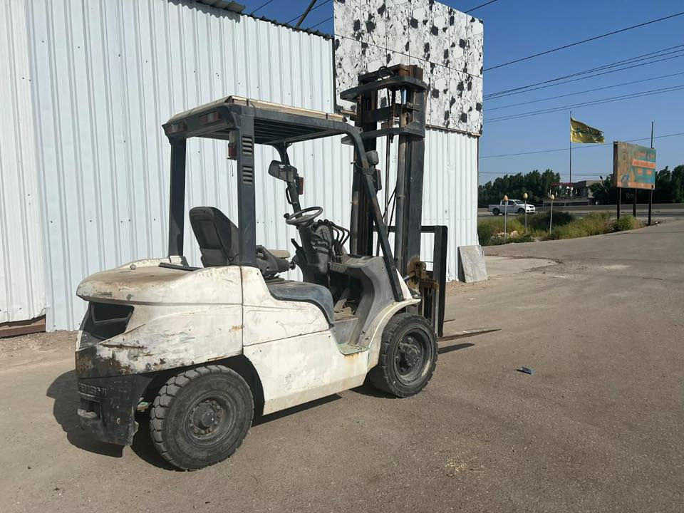 سلام عليكم رافعة شوكية للبيع الوزن3.5 طن السعر 75 
الاستفسار ***********
مكان السماوه
