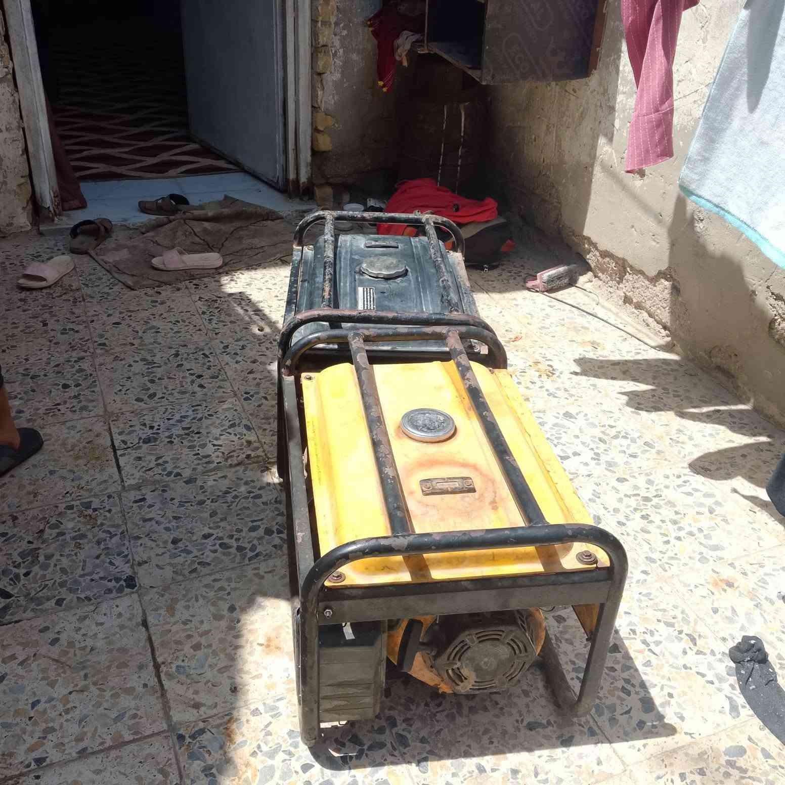 سلام عليكم مولدات للبيع عدد2 شغالات العنوان ميسان برمانه سايدين سعر الوحده 125 رقم ***********
