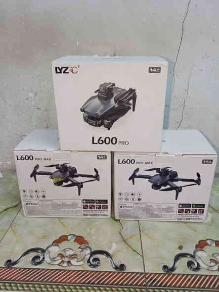 L600... ثنين كمبل وحده عادي جديد بالجيس بيدي فتحتهن ...تريدهن شلعه تريد مفرد تواصل فقط وات ساب ***********
