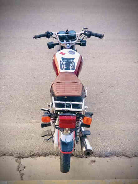 سلام عليكم ماطور للبيع موديل 2023 سونلك محرك كبس وايرمنيه شغاله جاهز منفيس السعر ٥٥٠.      مكان كوير
***********
