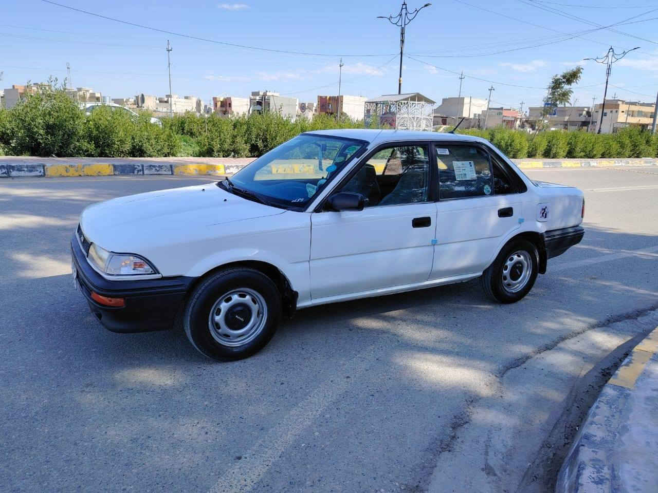 تويوتا كورلا 1990سنويه جديده رقم ألماني محرك كيرشرط صبغ عام بيها مكانات معجون شرط التحويل كابون بنزين. غيرمتواجد عل الفيس ***********
