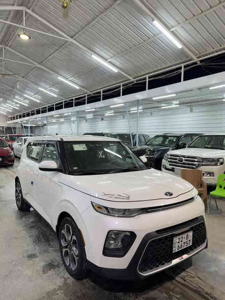 السلام عليكم
📍زبائن معرض الريان
توفر كيا صول وارد امريكي
الموديل2020
مكينه 2000
المواصفات معروفه تدفئه كشنات
الحادث قطعتين صبغ خلفي فقط
السعر 148 بيها مجال 
الاستفسار ***********
📍الموقع بغداد الكريعات(معرض الريان)
