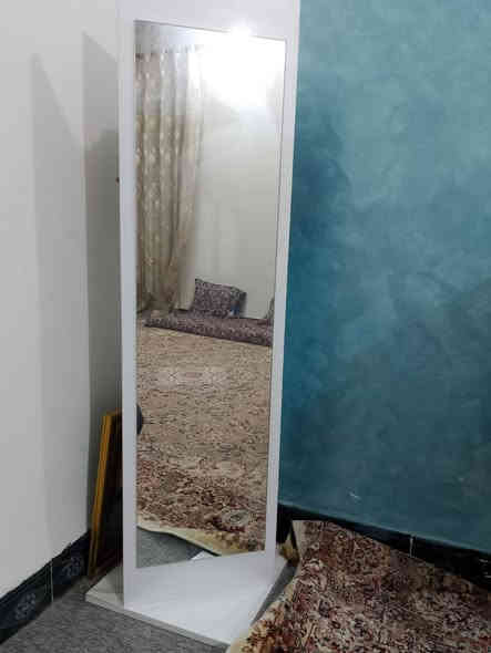 السلام عليكم ورحمه الله وبركاته
غرفة نوم تركيه مستعملة للبيع بسعر مناسب جدا 400 الف،مكاني كربلاء الرقم ***********
