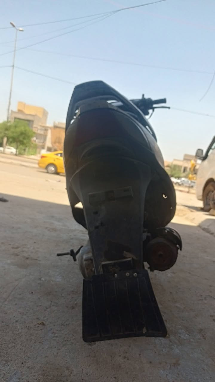 سلام عليكم دراجه شغاله السعر 200وبيهه مجال ***********العنوان حي جهاد
