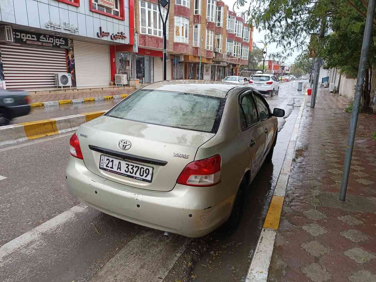 سلام عليكم 
يارس 2007 كير اوتوماتيك 
رقم سليمانية الدولي 
سنوية جديدة 
كير محرك بشرط 
سيارة نضيفة وجاهزة 
بيها 3 قطع كلير و قطعة صبغ بدون دواخل بدون ايرباك 
دواخل وشاصي سليم سيارة بدون خياس 
مكان سيارة ديالى // خانقين 
سعر 76 وبي مجال 
***********
