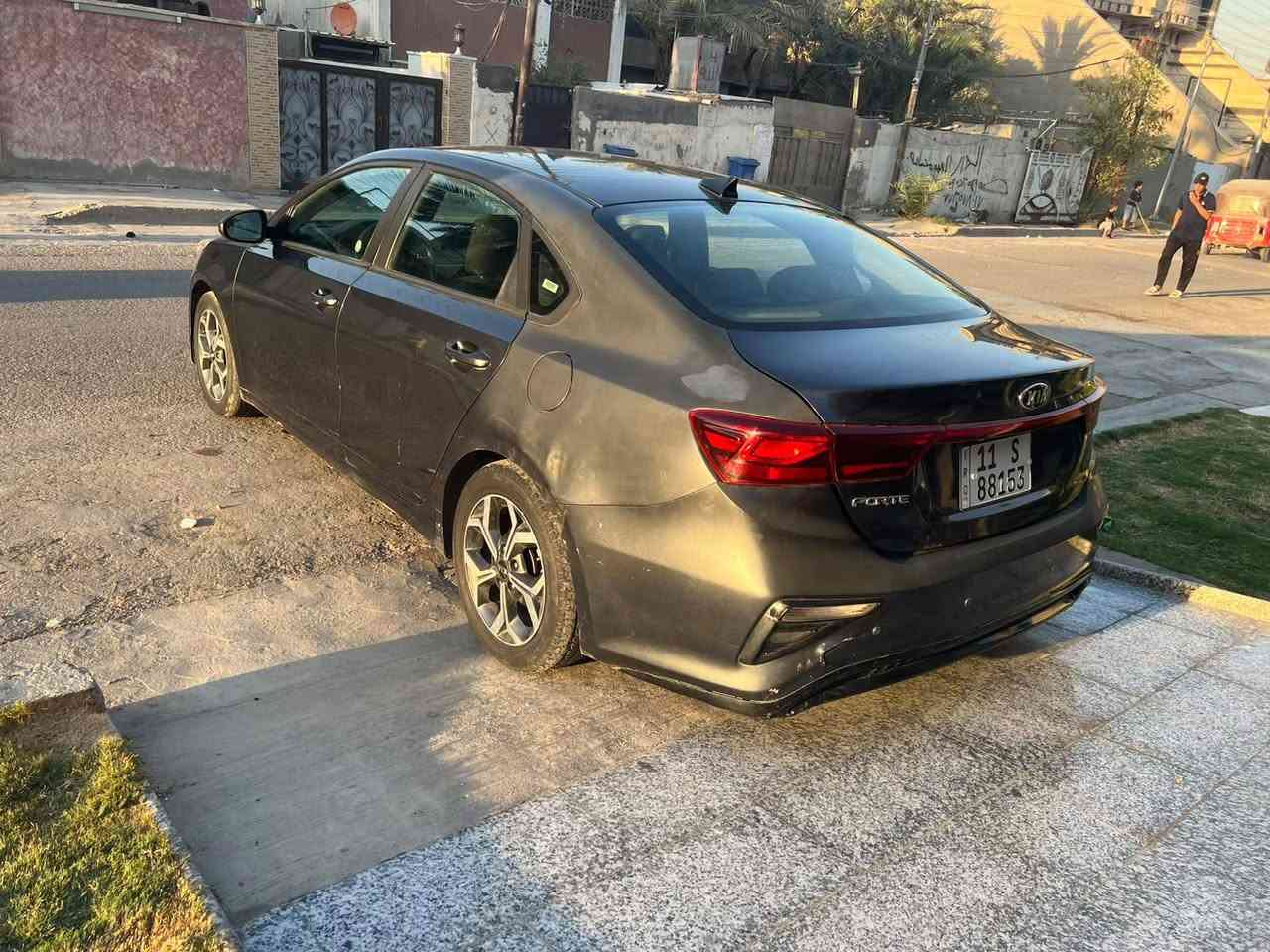 السلام وعليكم كيا فورتي وارد امريكي مديل 2020رقم بغداد بسمي حادثه ولسونار مرفق ب لمنشور بجم كبس بدون يرباك عدا لبردة
موصفات 
رادار امامي خلفي 
مري كهربائي 
شاشه كبيرة 
كامرة دوارة
مانع نزلاق 
شاشه اعطال 
3انظمه قيادة 
كير محرك مكفول من لصرف ولتبخير ولفتح 
صدر امامي خلفي جديد 
سيارة ميكانيك كله ع وضع لشركه 
ماشيه 55ML
سيارة نقصه فقط صبغ مكان لحادث فقط 
مكاني بغداد 
لسعر 98وبيه مجال قليل وماكو فورتي ب هيج سعر 
رقم ***********
