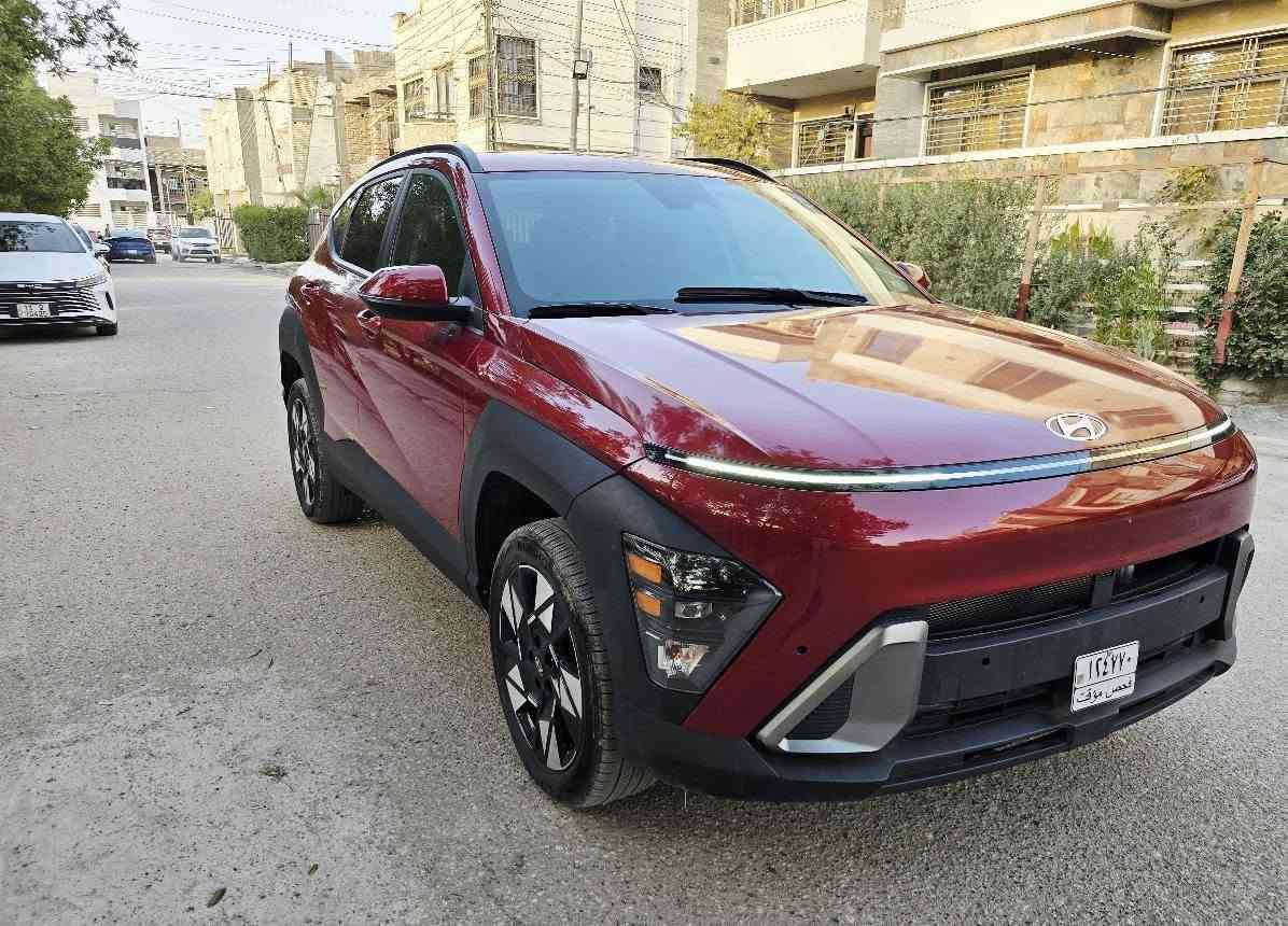 كونا 2024 شكل جديد 
بدون رقم دخول جديد 
محرك ٢٠٠٠ دوش 
فول مواصفات عدا الفتحة 
بصمة 
شحن واير لس 
شاشة متصل 
كشن كهرباء
زنون 
تحكم ستيرن 
رادار امامي
رادار جانبي 
وضعيات فيادة
قطعتين تبريد 
سايد بريك بصمة 
ماشية 22 الف فقط 
الحادث بنيد صبغ فقط بدون شواصي 
رقم صاحب السياره
***********
 *********** بغداد, العراق
